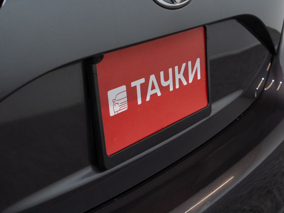Toyota Vitz 2018 - фото автомобиля