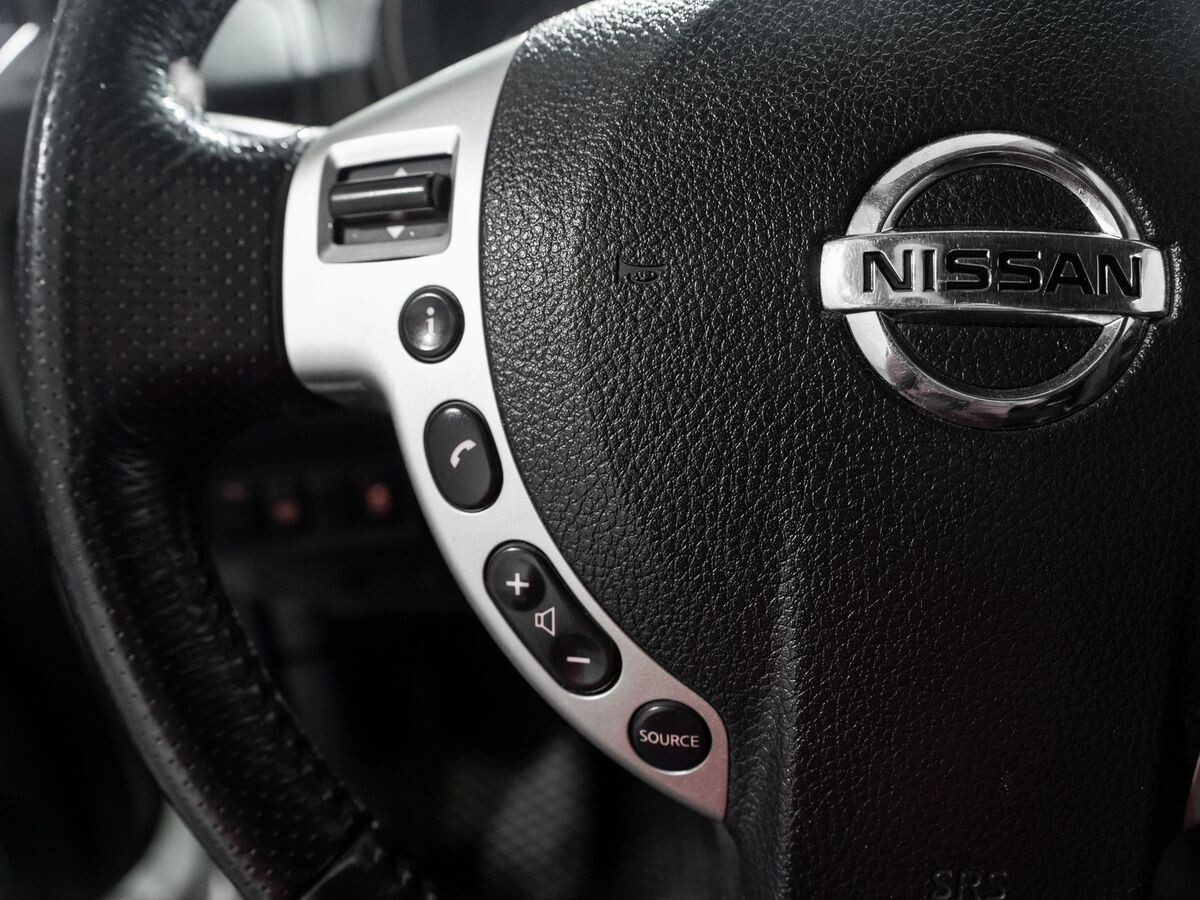 Nissan X-Trail 2011 - фото автомобиля