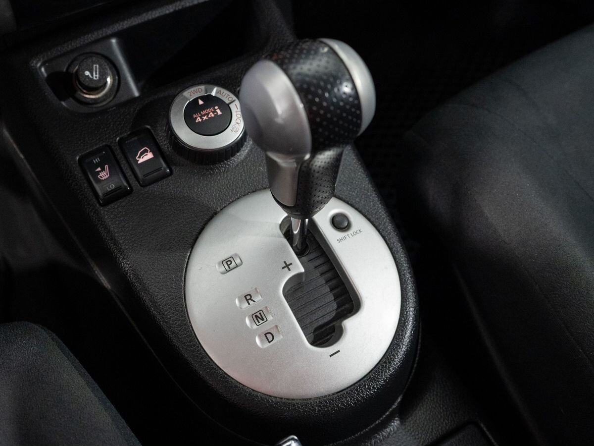 Nissan X-Trail 2011 - фото автомобиля