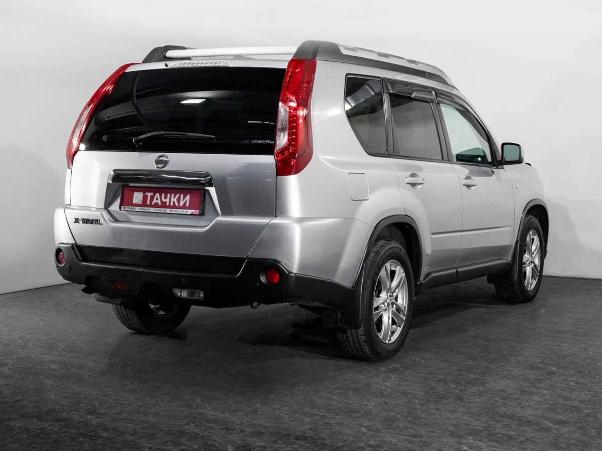 Nissan X-Trail 2011 - фото автомобиля