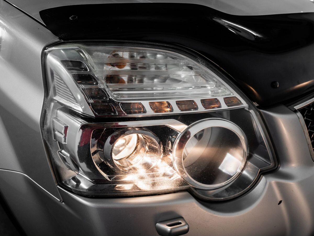 Nissan X-Trail 2011 - фото автомобиля