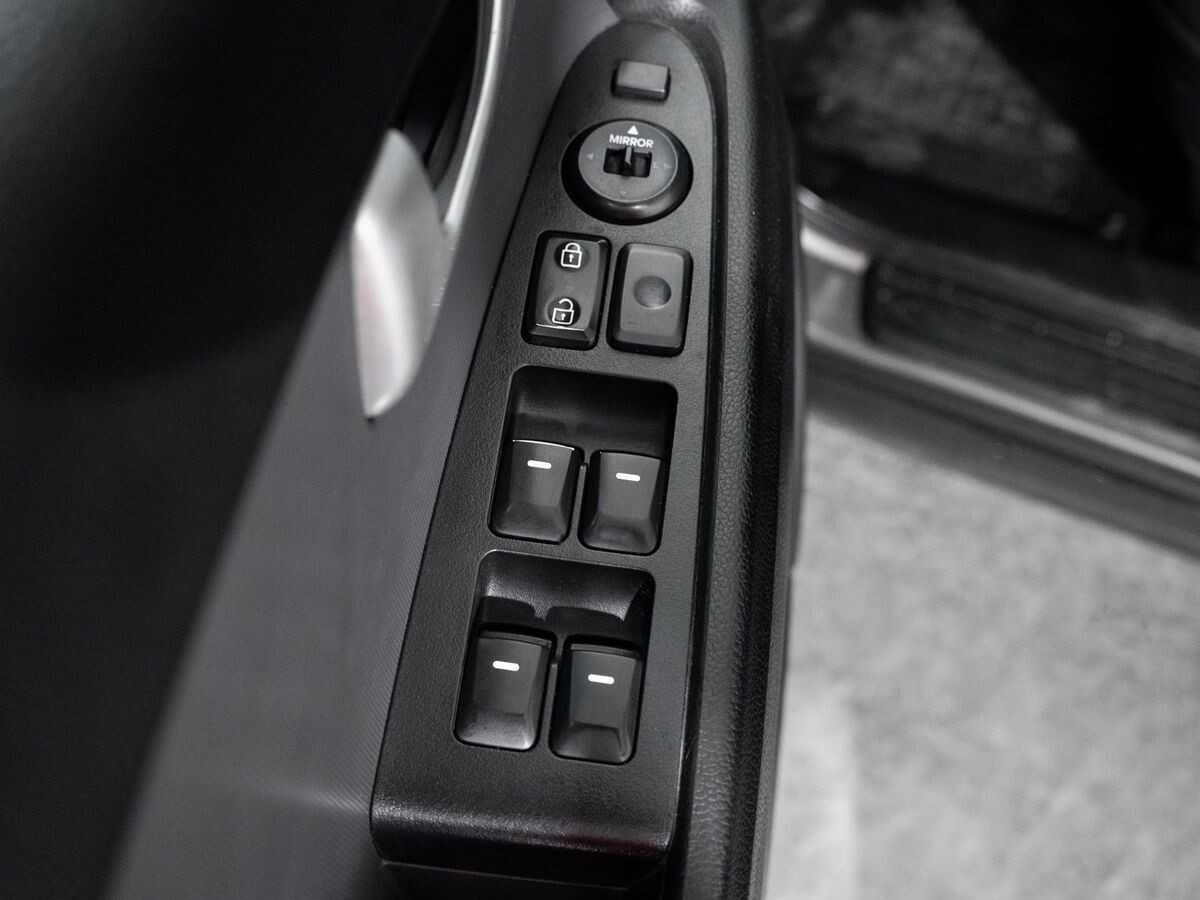 Kia Sportage 2011 - фото автомобиля