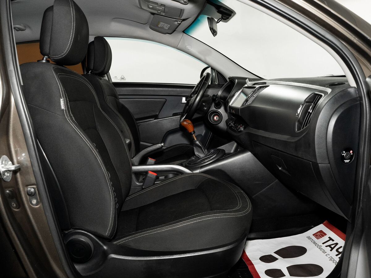 Kia Sportage 2011 - фото автомобиля