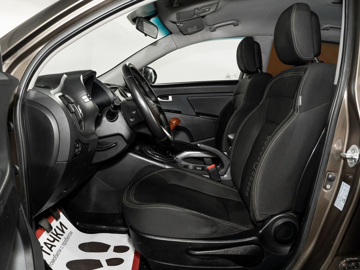 Kia Sportage 2011 - фото автомобиля
