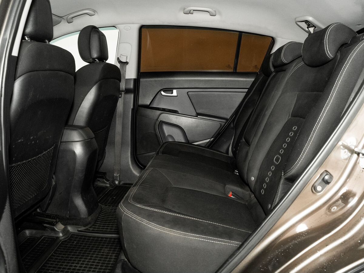 Kia Sportage 2011 - фото автомобиля