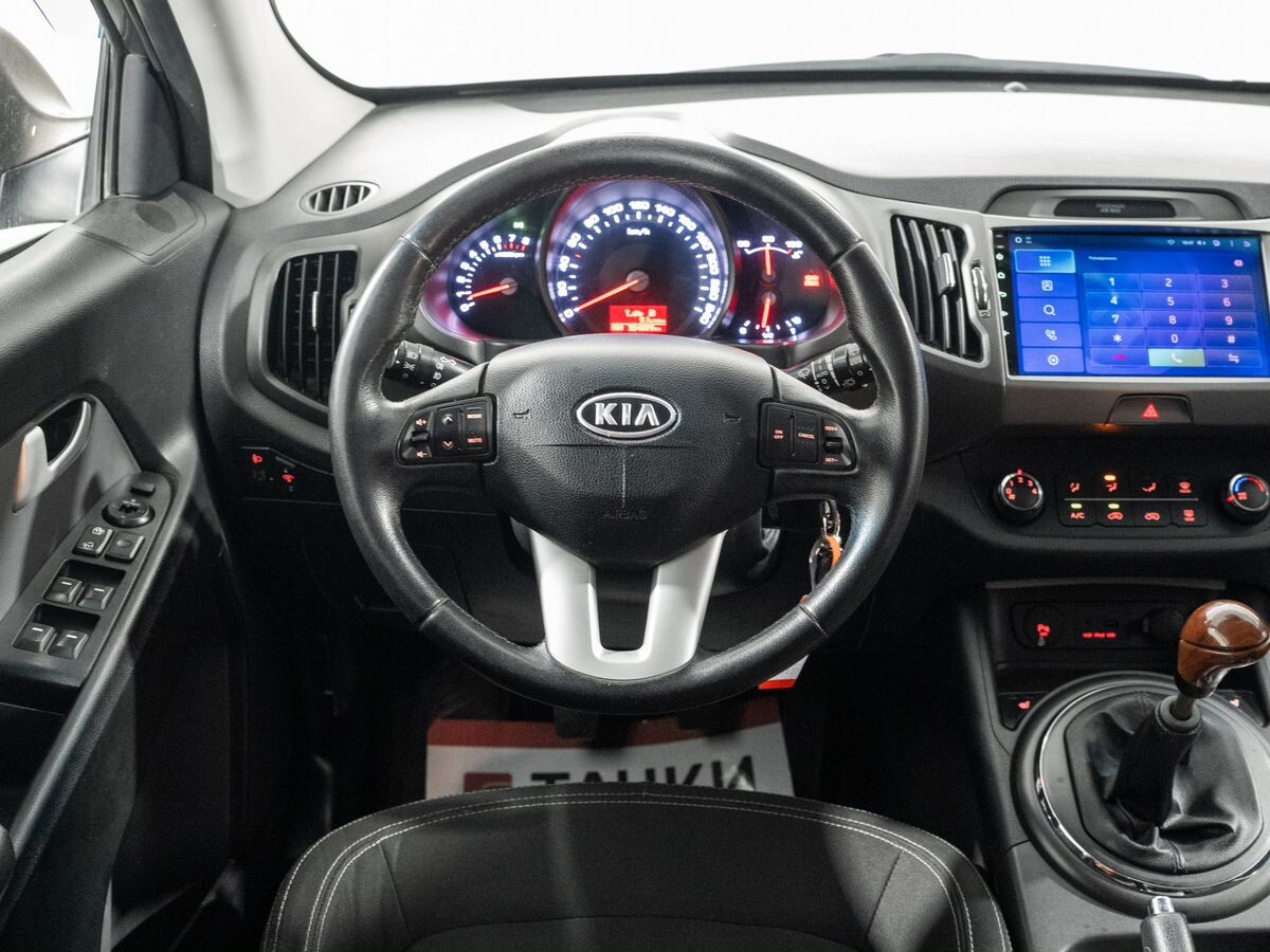 Kia Sportage 2011 - фото автомобиля