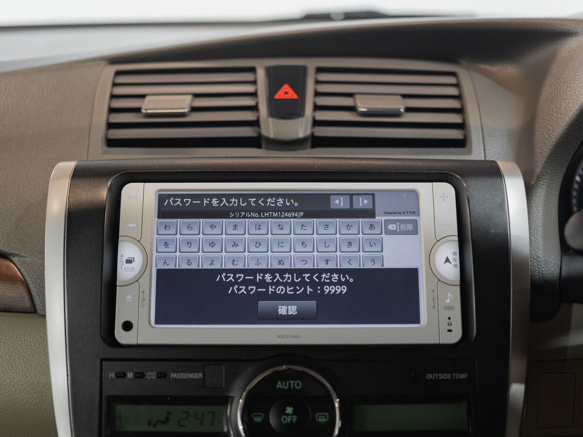 Toyota Premio 2012 - фото автомобиля