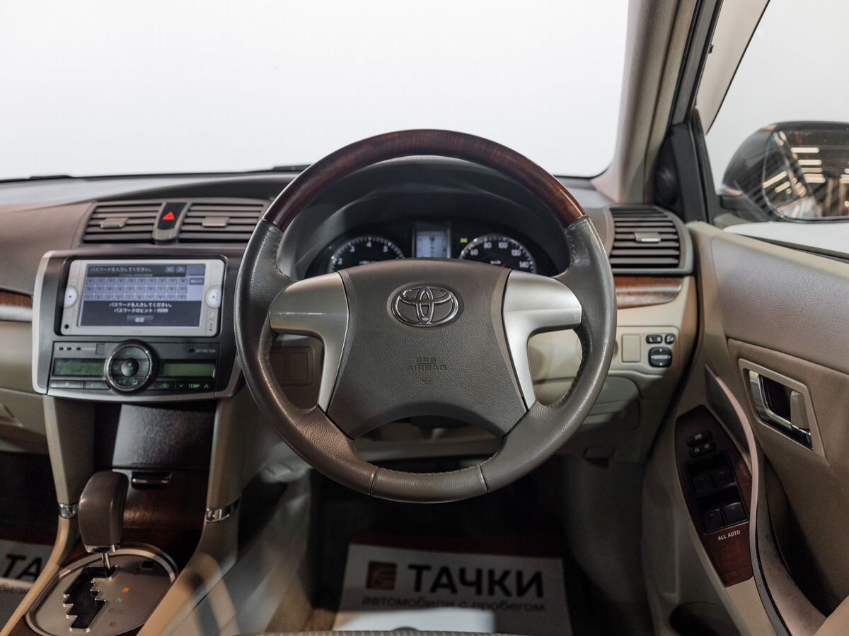 Toyota Premio 2012 - фото автомобиля