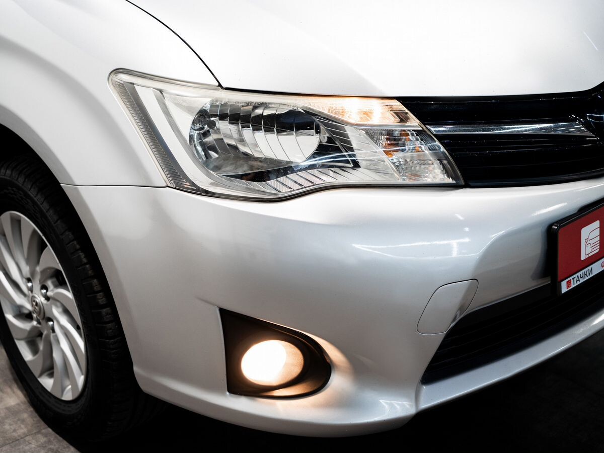 Toyota Corolla Fielder 2014 - фото автомобиля