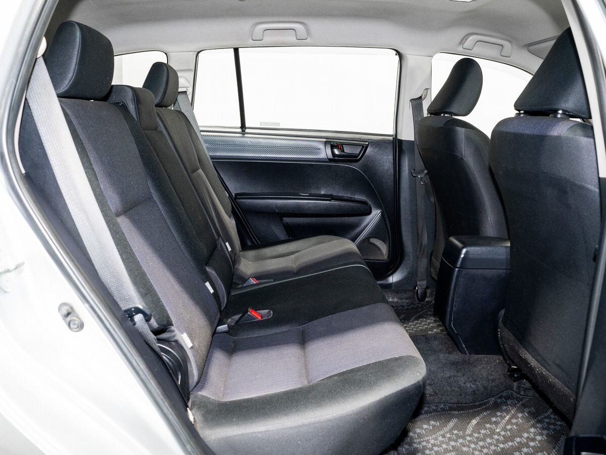Toyota Corolla Fielder 2014 - фото автомобиля