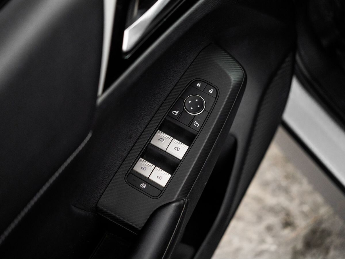 Mitsubishi Outlander 2022 - фото автомобиля