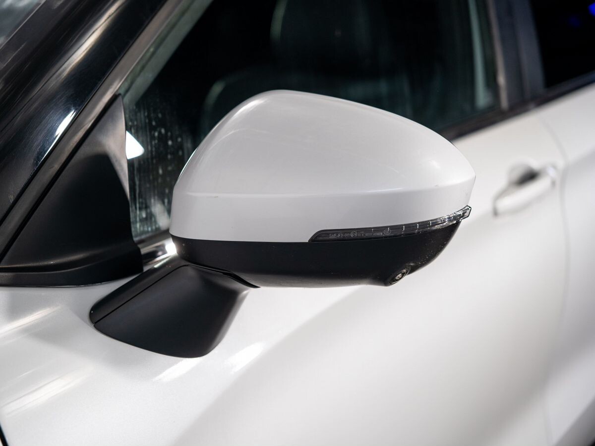 Mitsubishi Outlander 2022 - фото автомобиля
