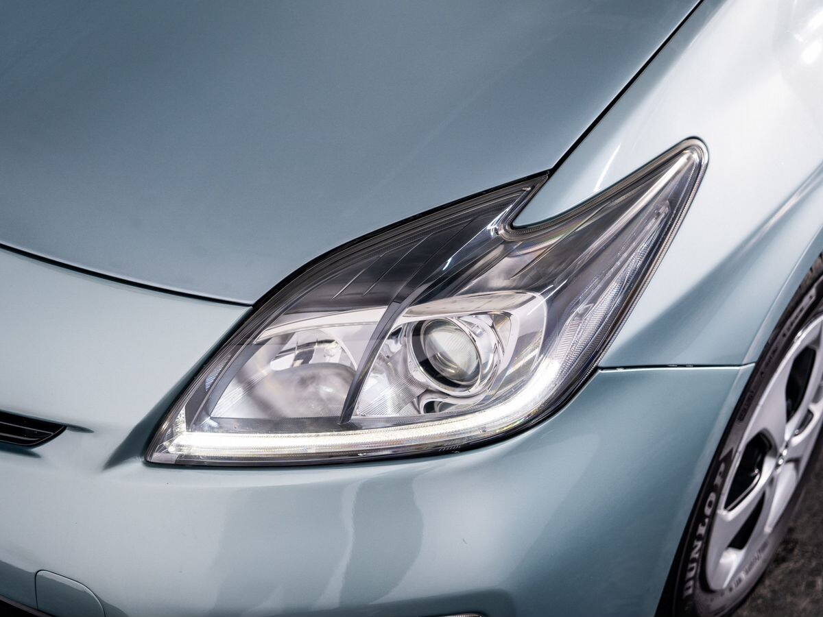 Toyota Prius 2013 - фото автомобиля