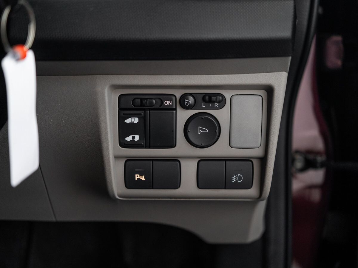 Honda Freed 2011 - фото автомобиля