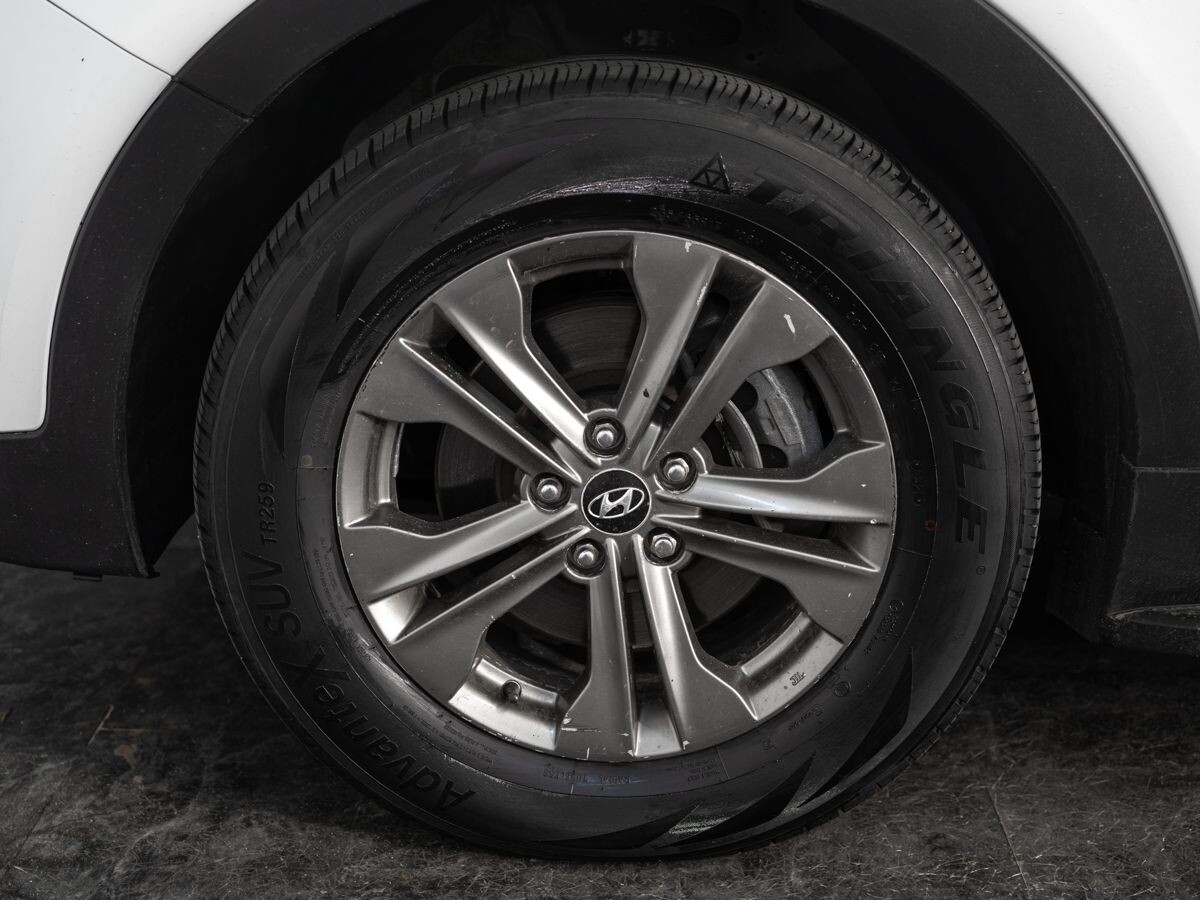 Hyundai Santa Fe 2013 - фото автомобиля