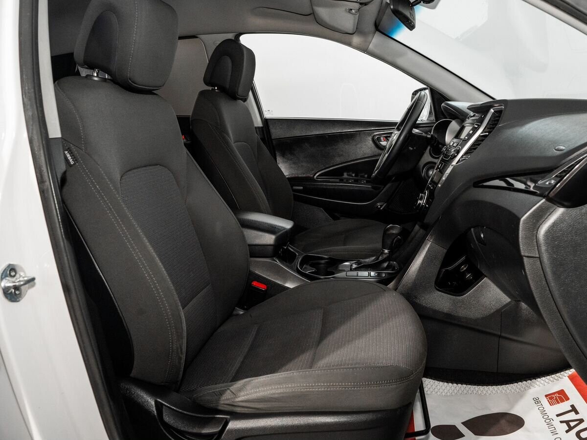 Hyundai Santa Fe 2013 - фото автомобиля