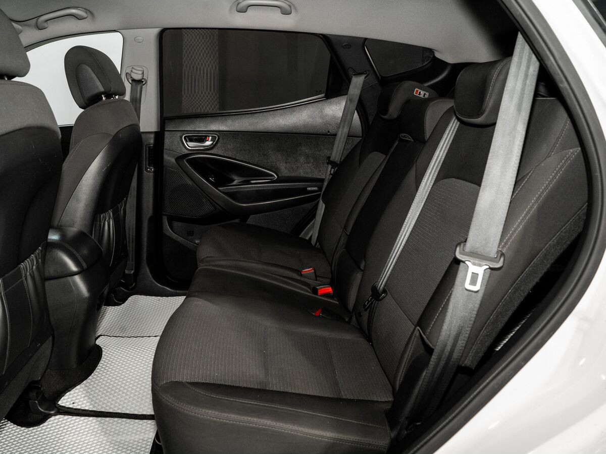 Hyundai Santa Fe 2013 - фото автомобиля