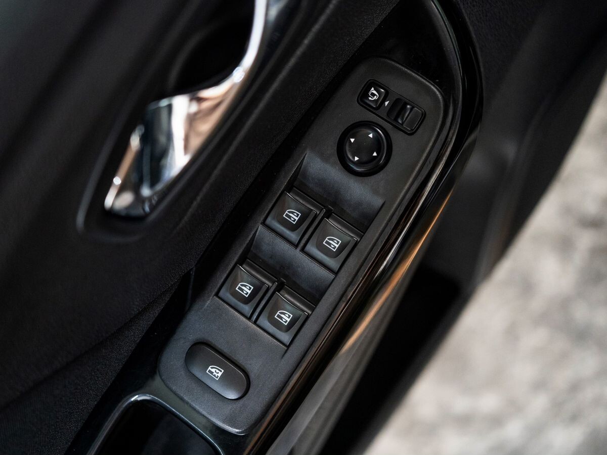 Renault Kaptur 2020 - фото автомобиля