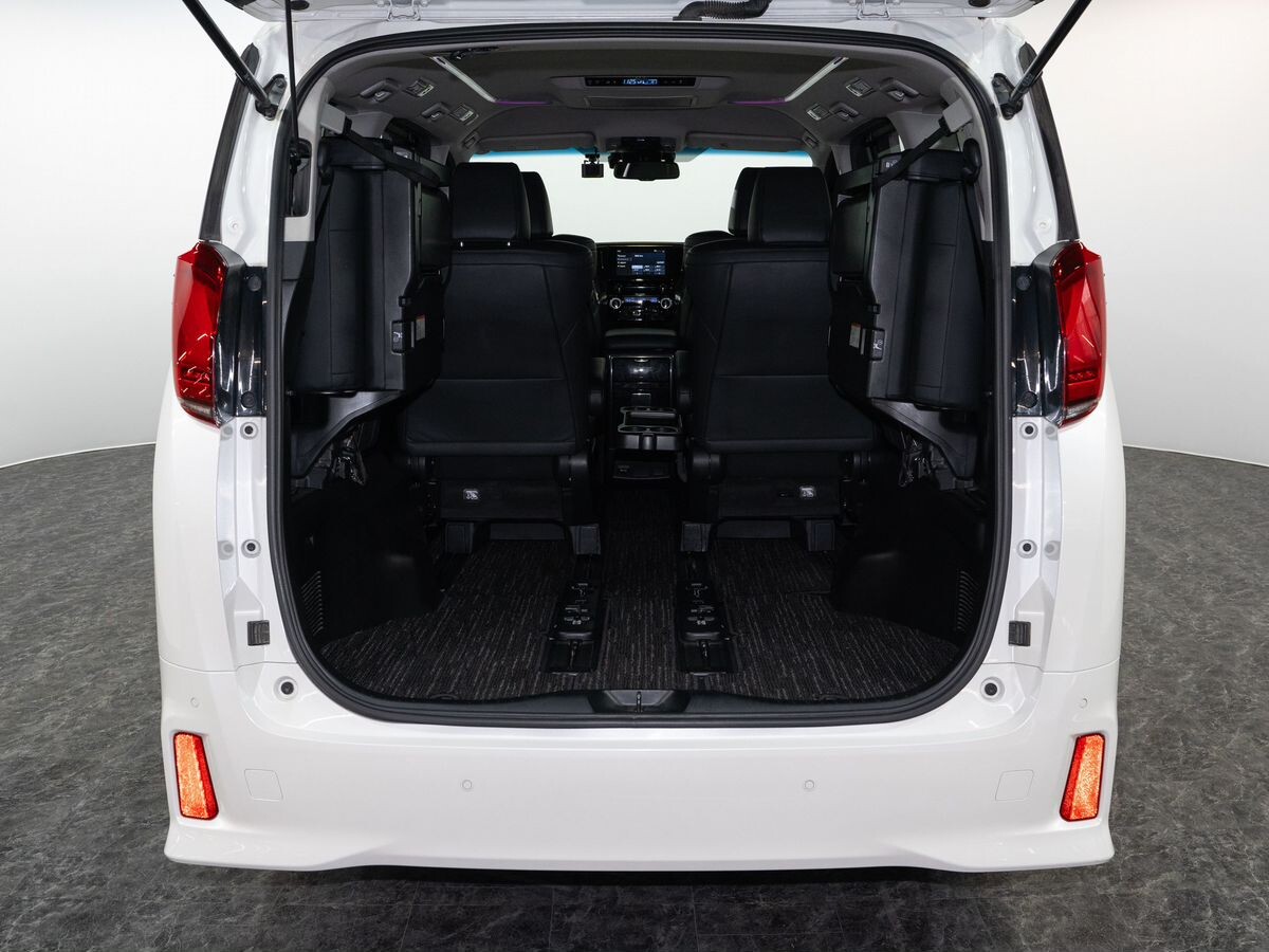 Toyota Alphard 2020 - фото автомобиля