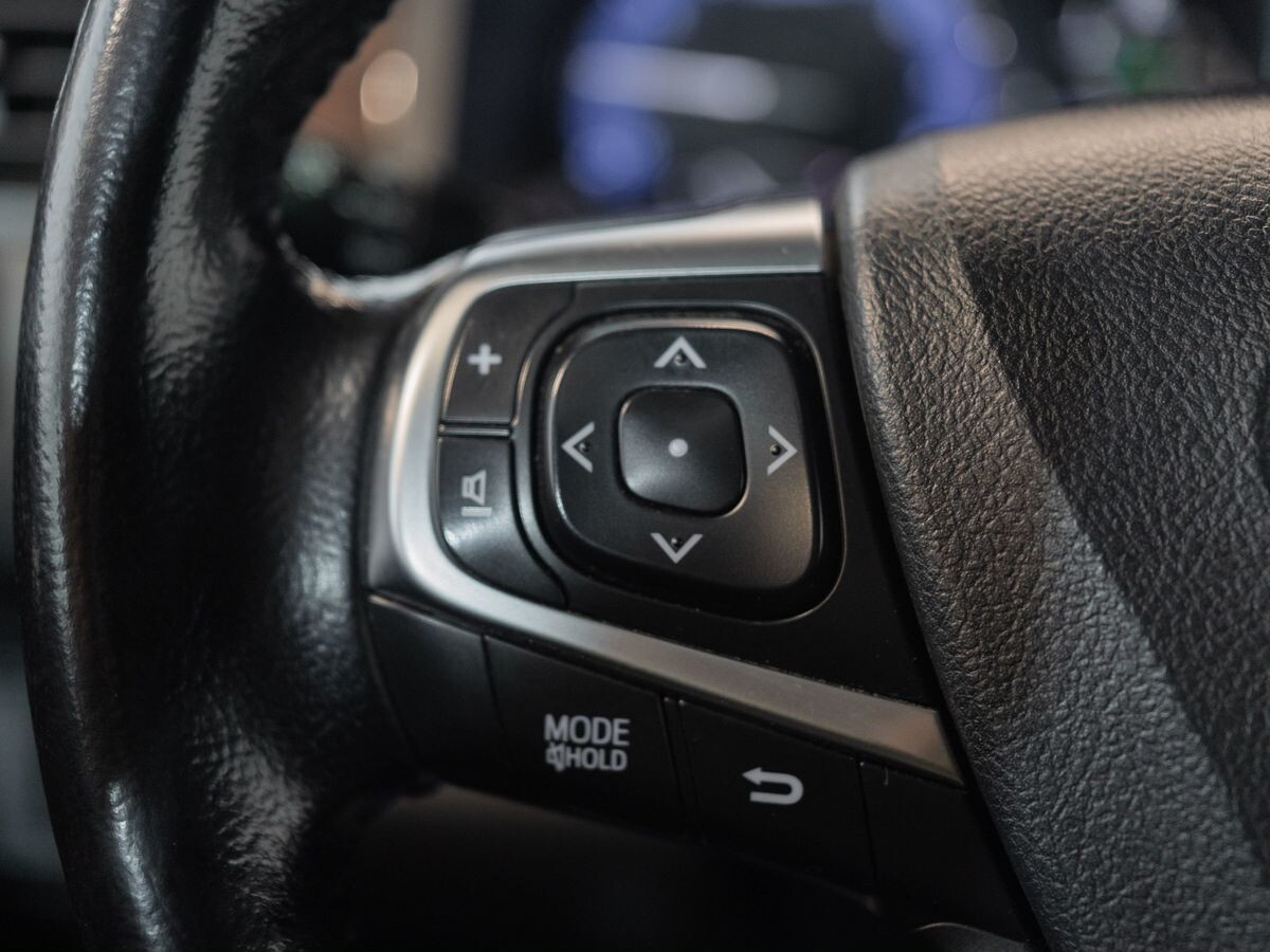 Toyota Camry 2015 - фото автомобиля