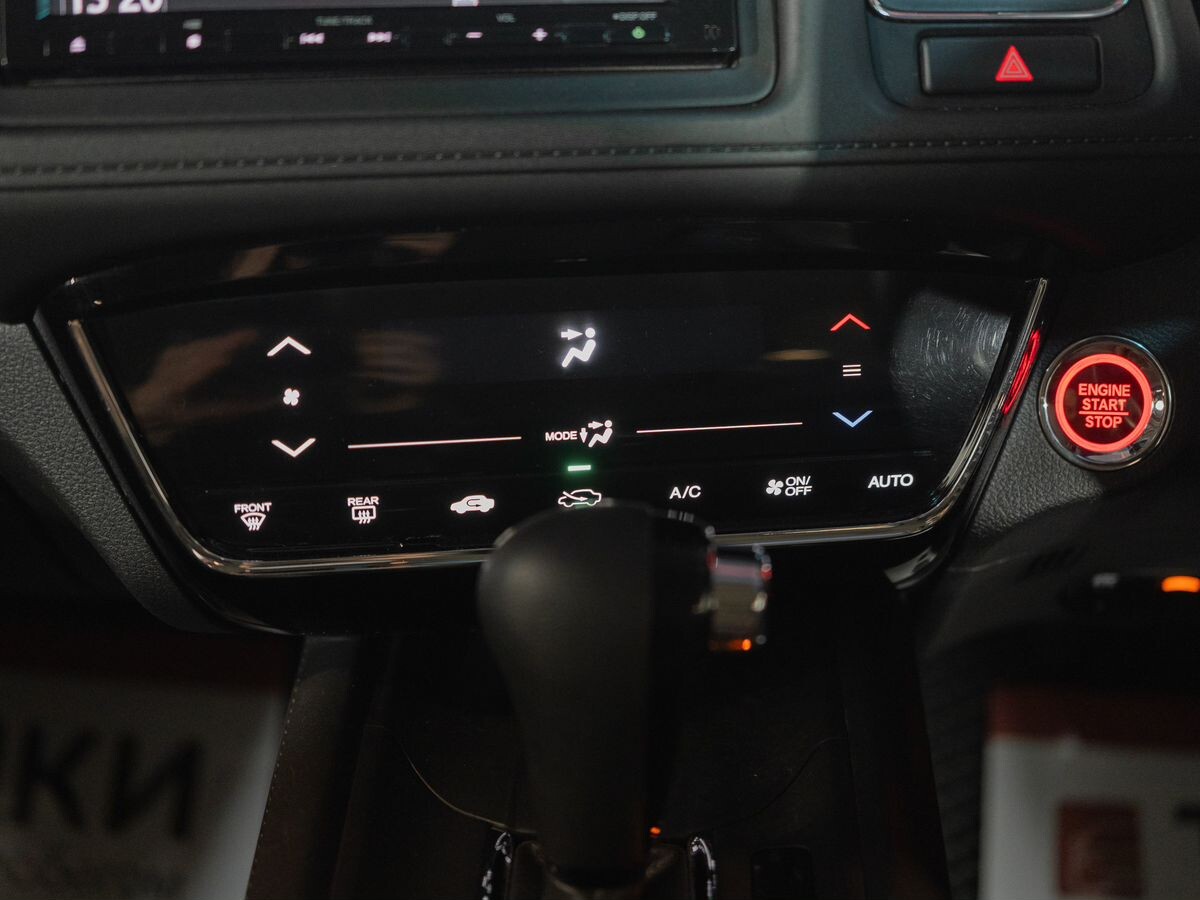 Honda Vezel 2018 - фото автомобиля