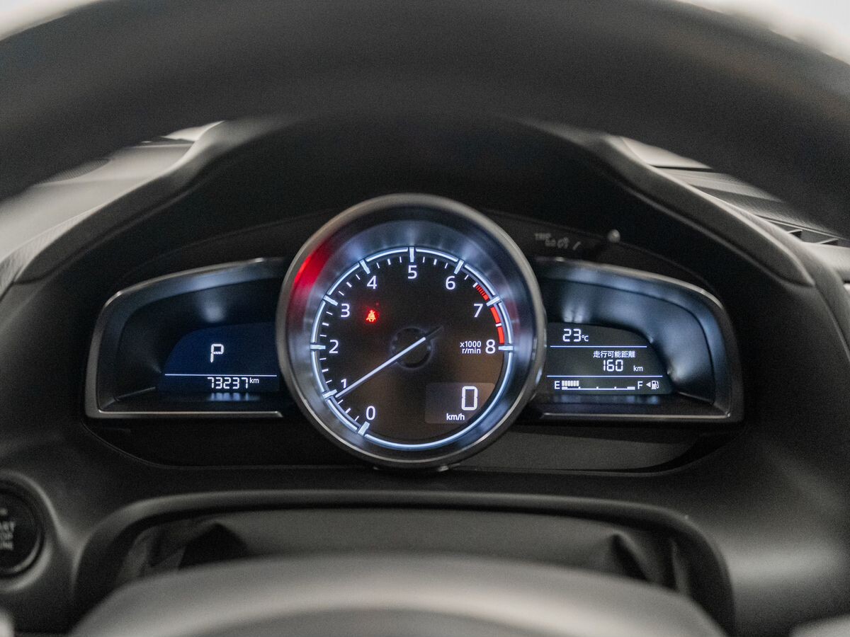 Mazda Axela 2017 - фото автомобиля