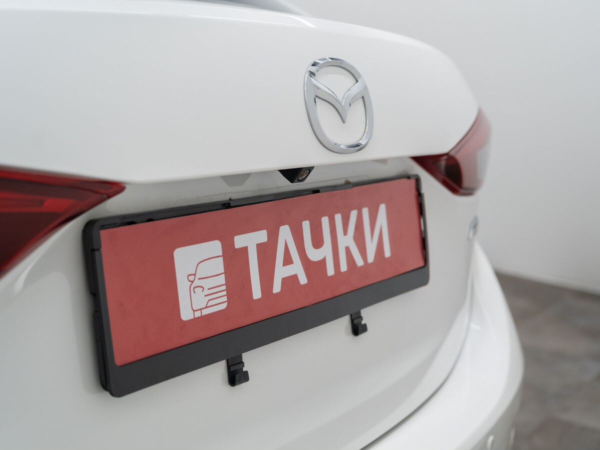Mazda Axela 2017 - фото автомобиля
