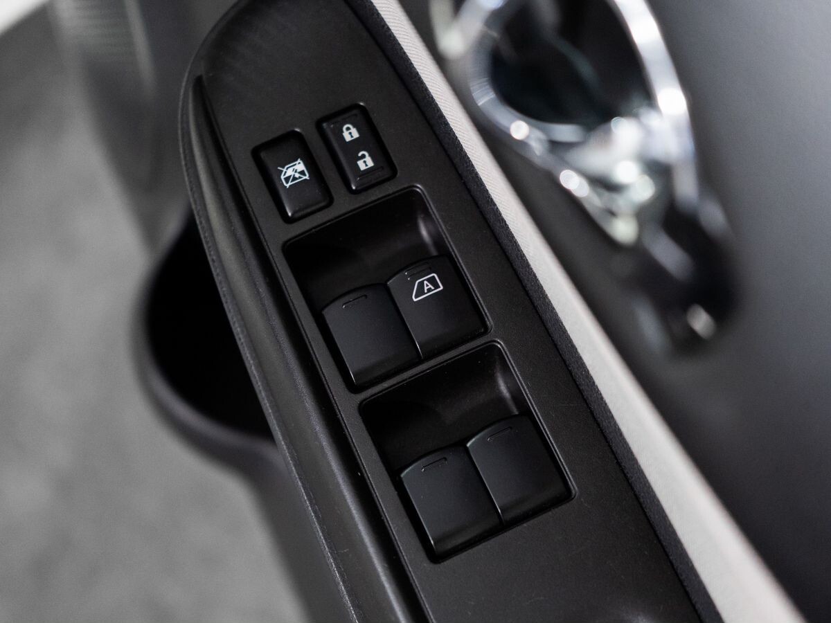 Nissan Note 2020 - фото автомобиля