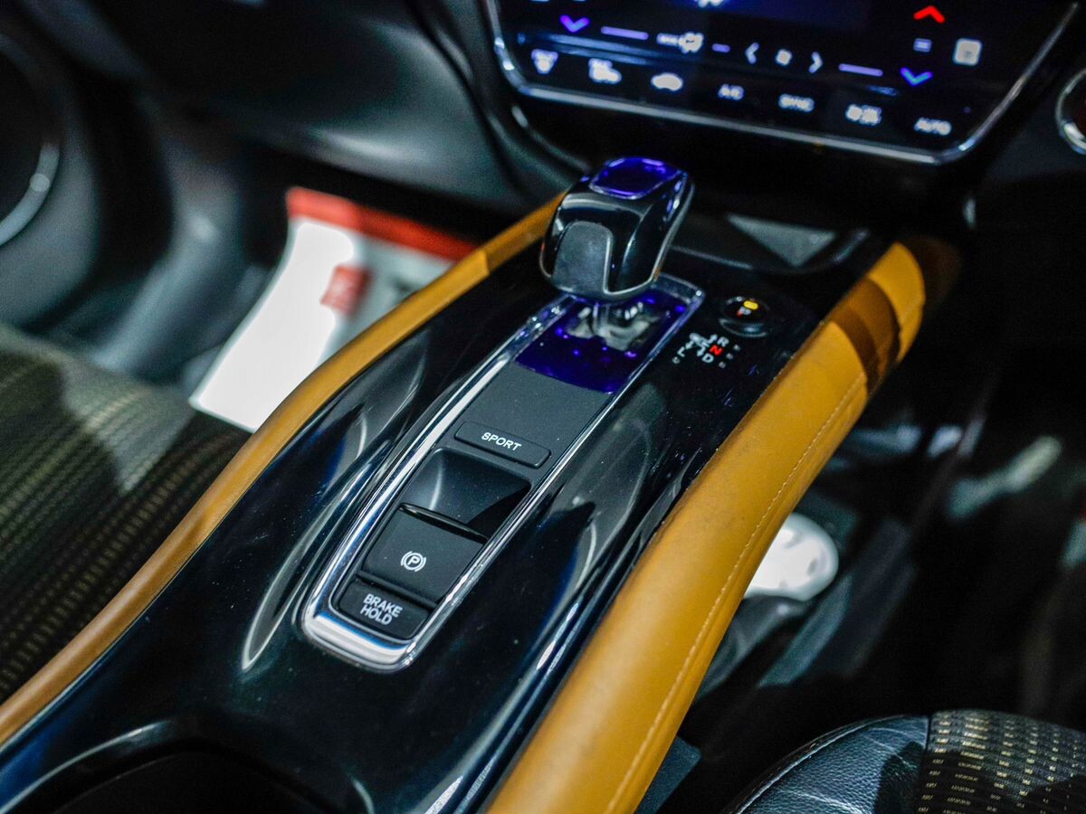 Honda Vezel 2014 - фото автомобиля