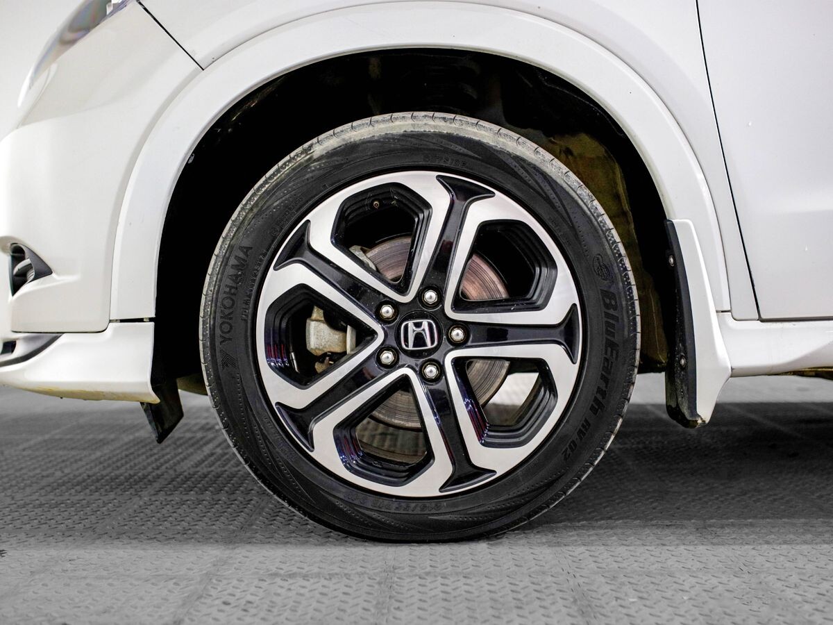 Honda Vezel 2014 - фото автомобиля