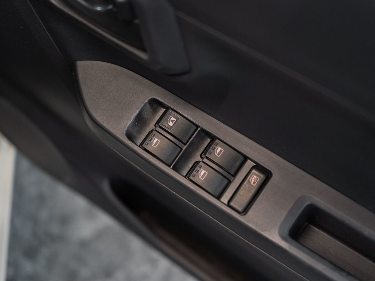 Subaru Pleo Plus 2017 - фото автомобиля