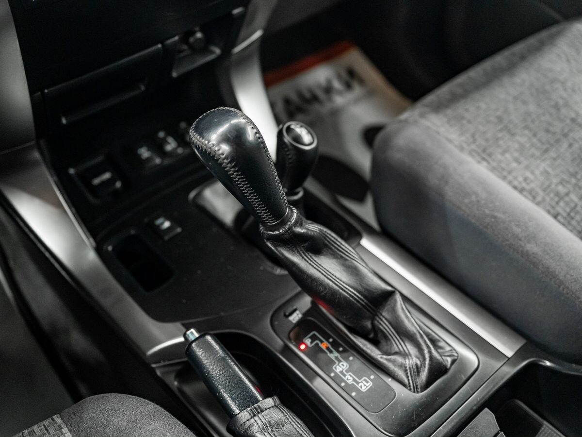 Toyota Land Cruiser Prado 2008 - фото автомобиля