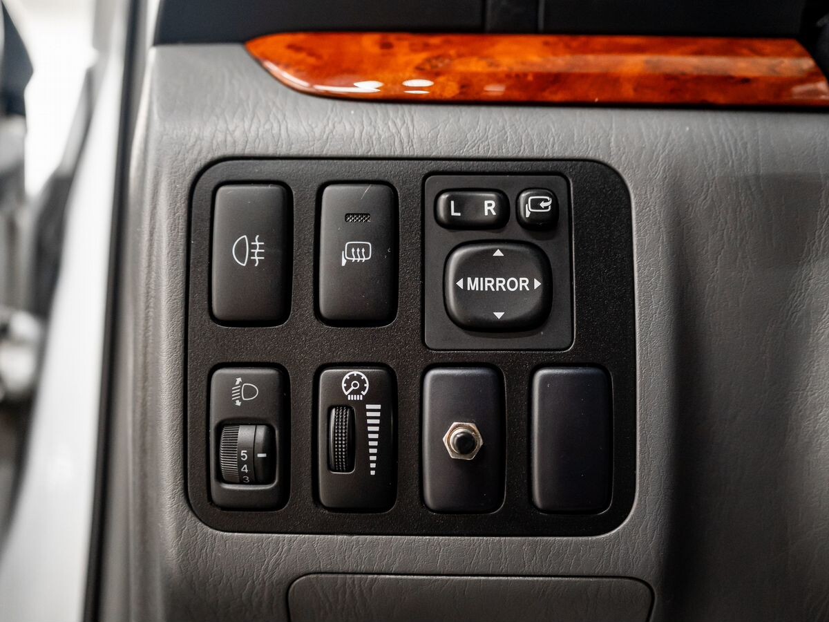 Toyota Land Cruiser Prado 2008 - фото автомобиля