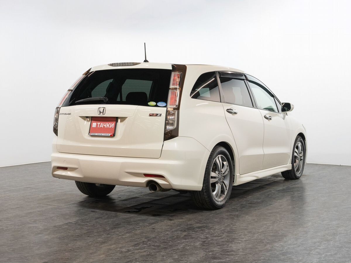 Honda Stream 2010 - фото автомобиля