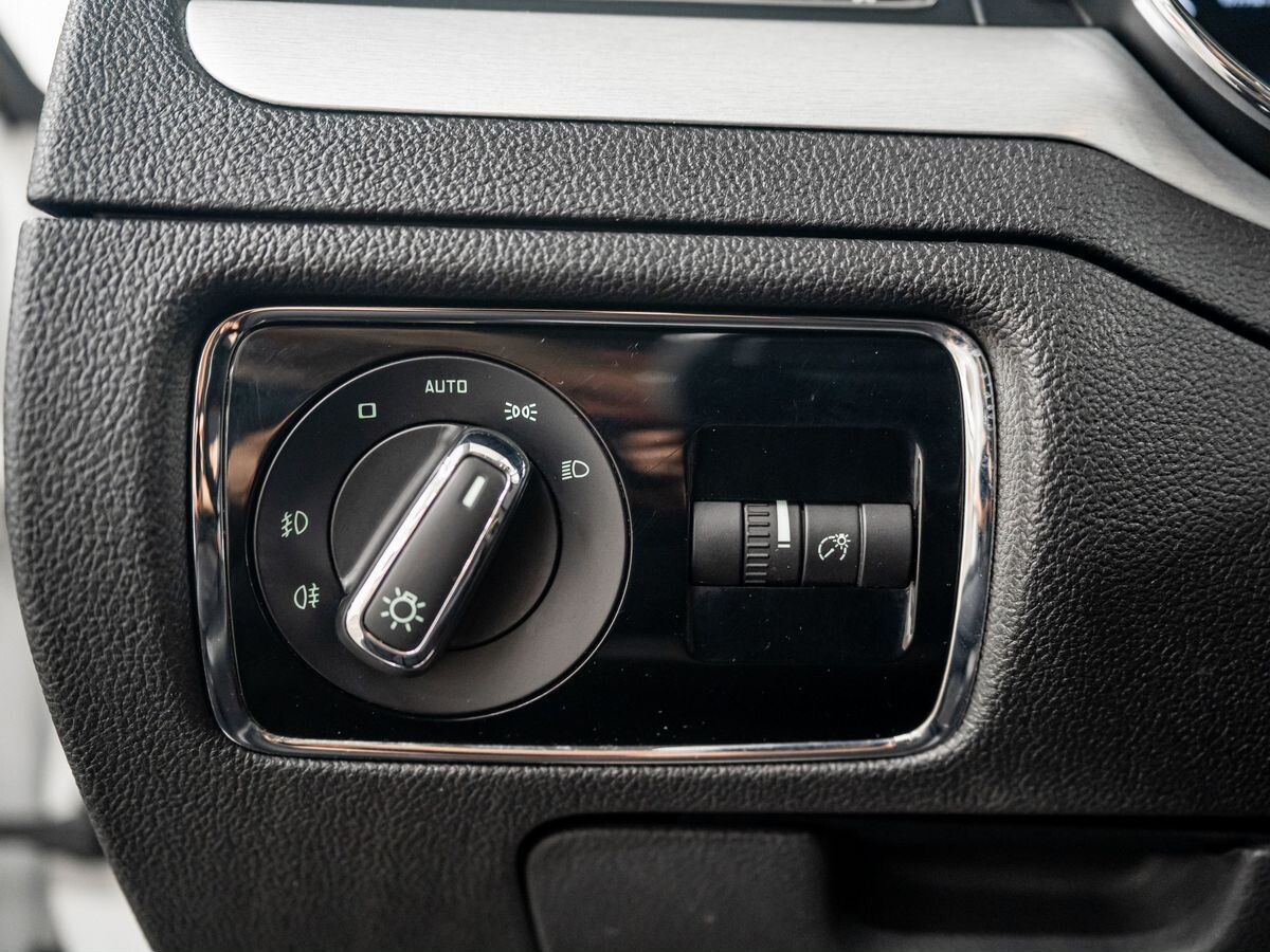 Skoda Superb 2014 - фото автомобиля
