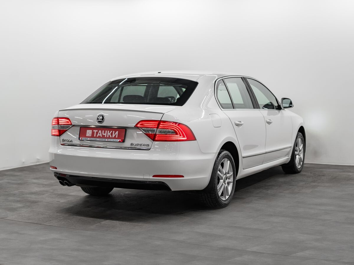 Skoda Superb 2014 - фото автомобиля