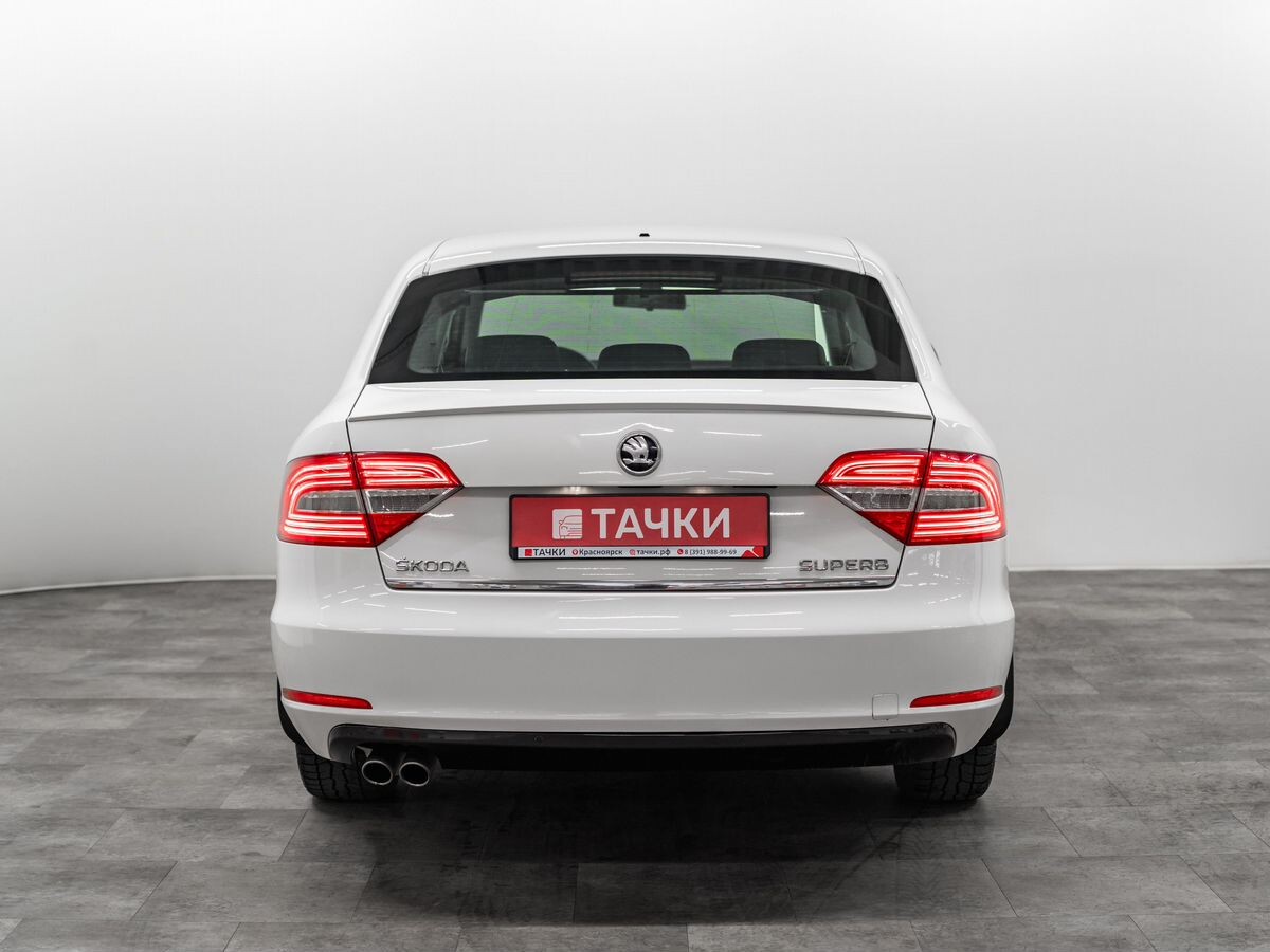 Skoda Superb 2014 - фото автомобиля
