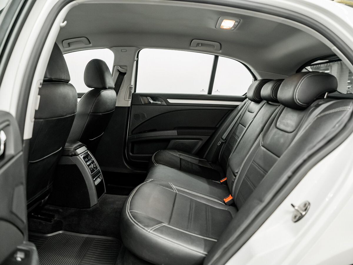 Skoda Superb 2014 - фото автомобиля