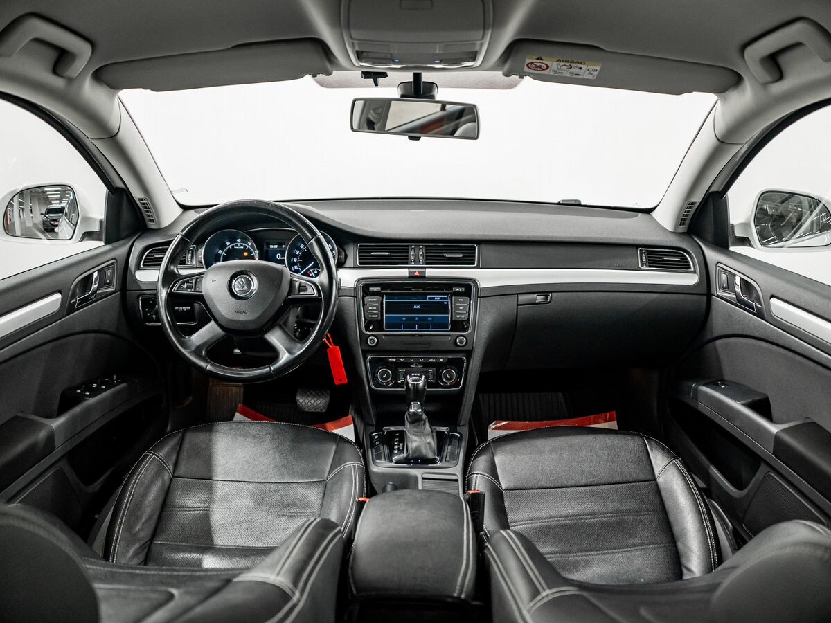 Skoda Superb 2014 - фото автомобиля