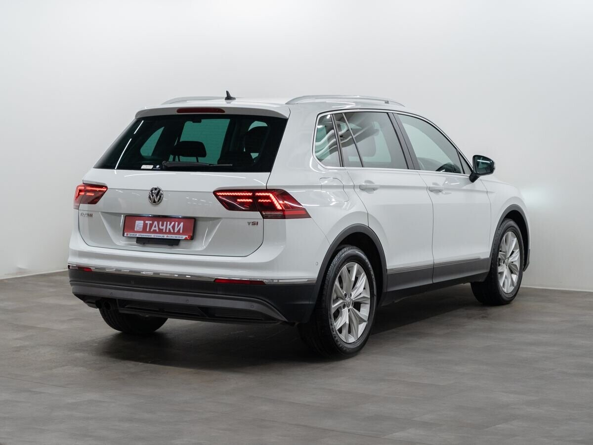 Volkswagen Tiguan 2016 - фото автомобиля