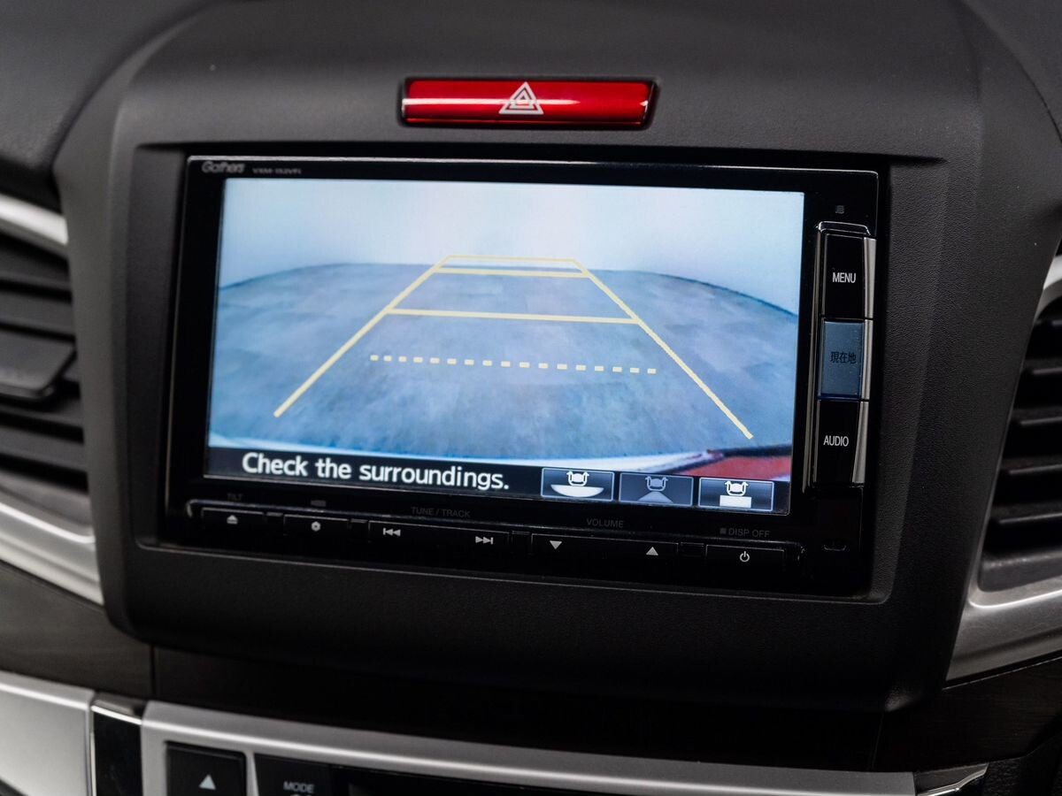 Honda Jade 2015 - фото автомобиля