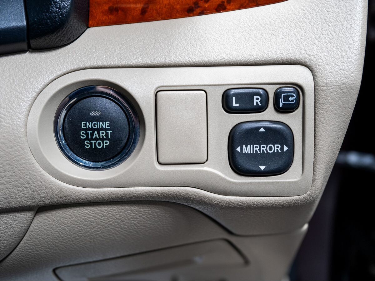 Toyota Premio 2013 - фото автомобиля