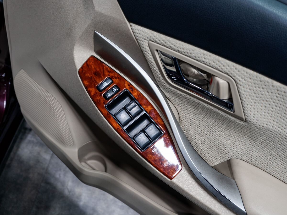 Toyota Premio 2013 - фото автомобиля