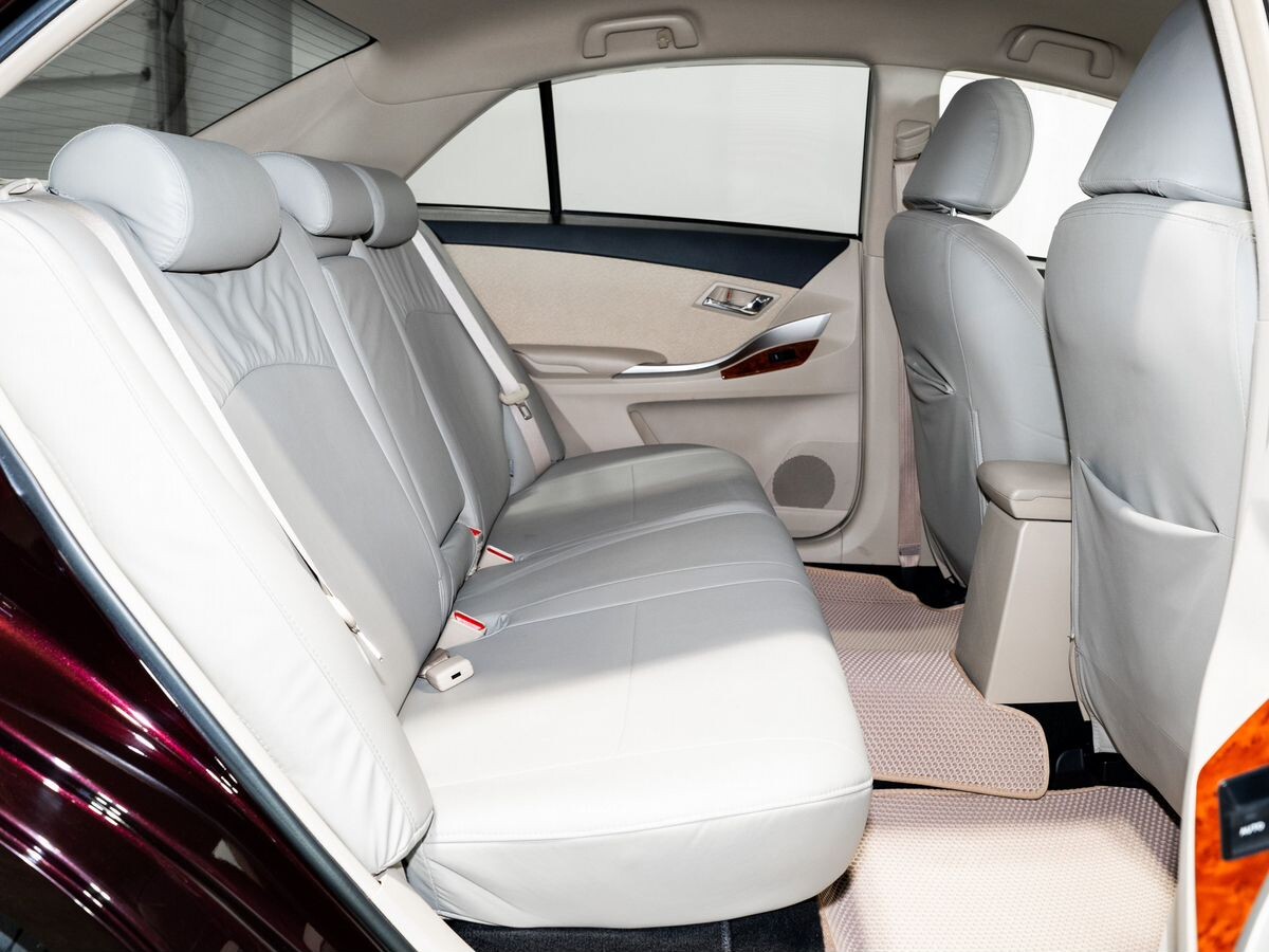 Toyota Premio 2013 - фото автомобиля