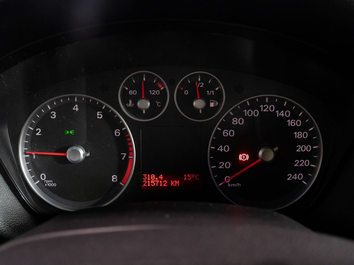Ford Focus 2007 - фото автомобиля