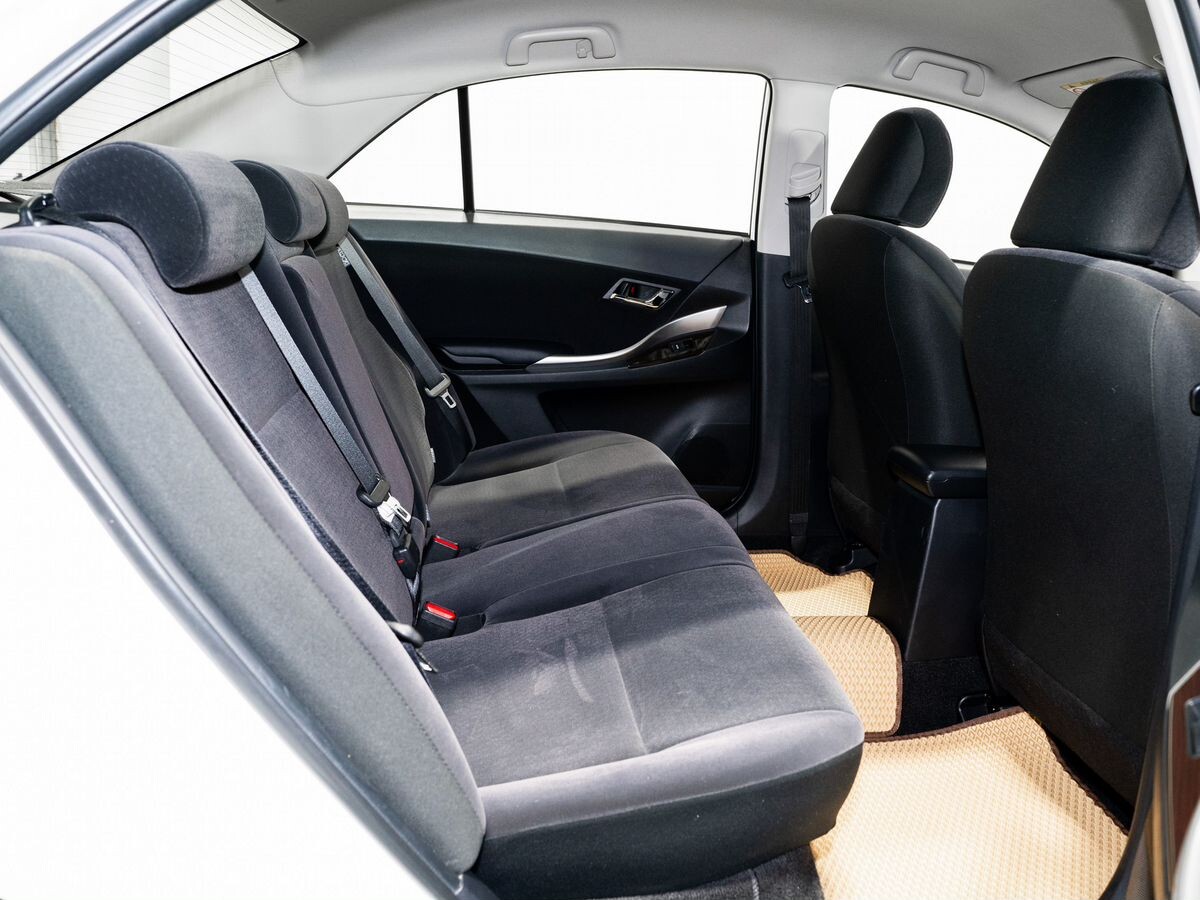 Toyota Allion 2020 - фото автомобиля