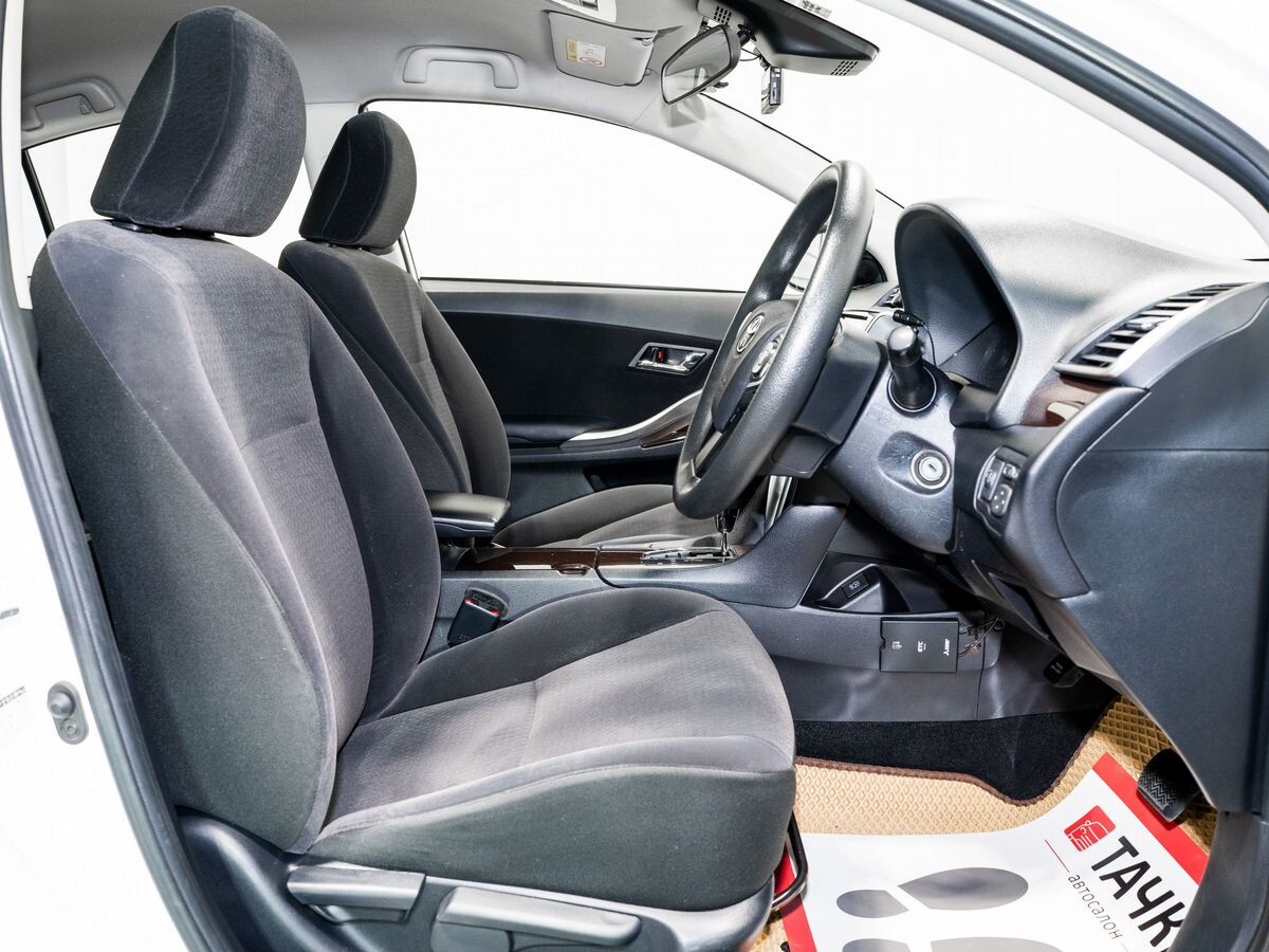 Toyota Allion 2020 - фото автомобиля