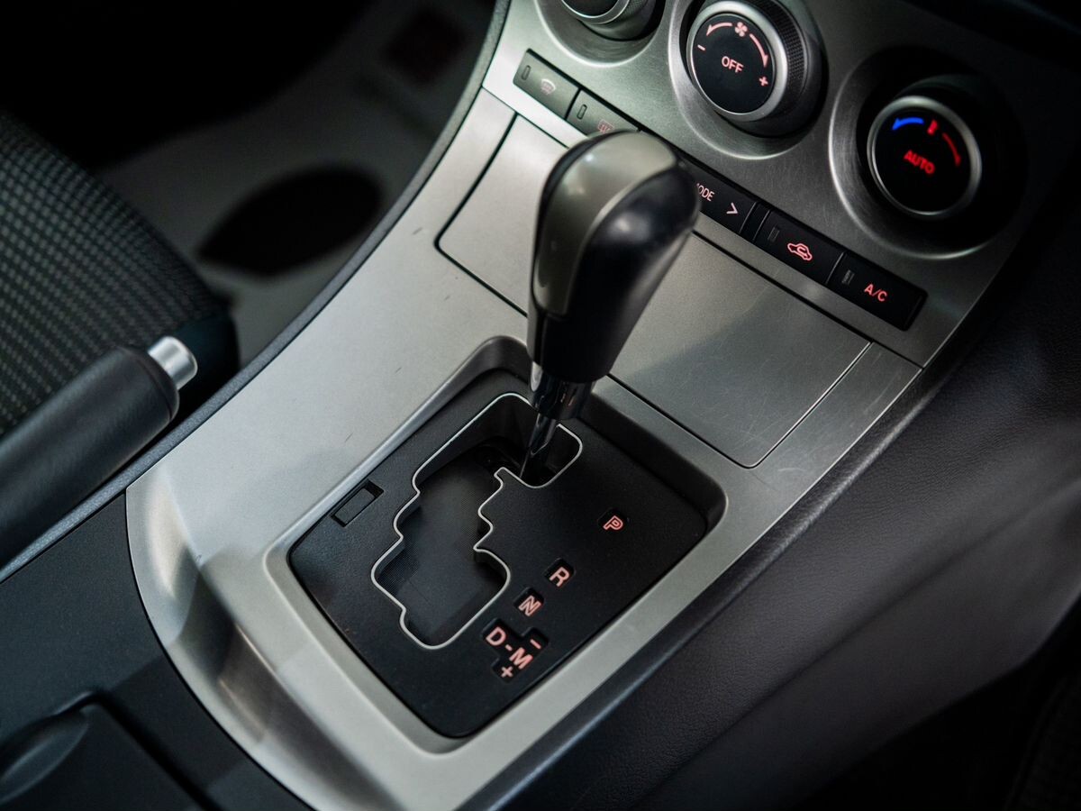 Mazda Axela 2011 - фото автомобиля