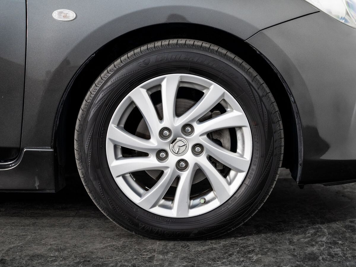 Mazda Axela 2011 - фото автомобиля