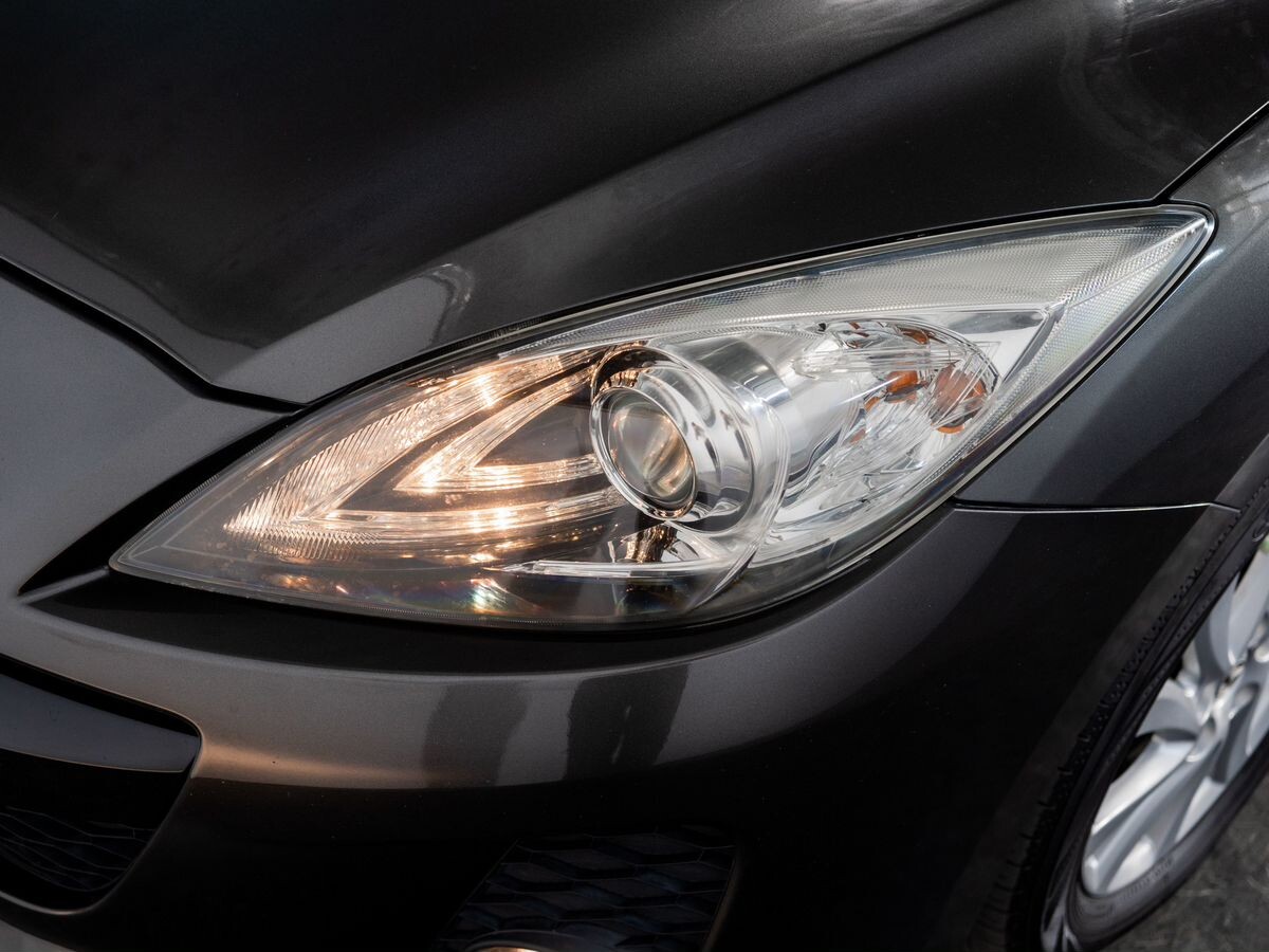 Mazda Axela 2011 - фото автомобиля
